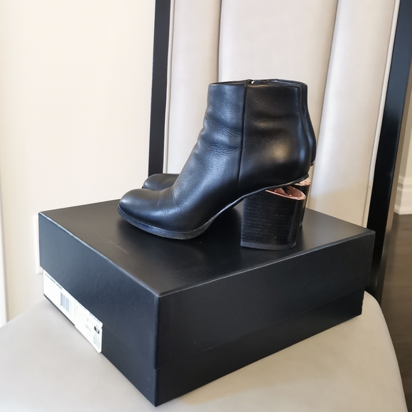 Alexander Wang Rose Gold Kori Boots Size 7 - Picture 1 of 10